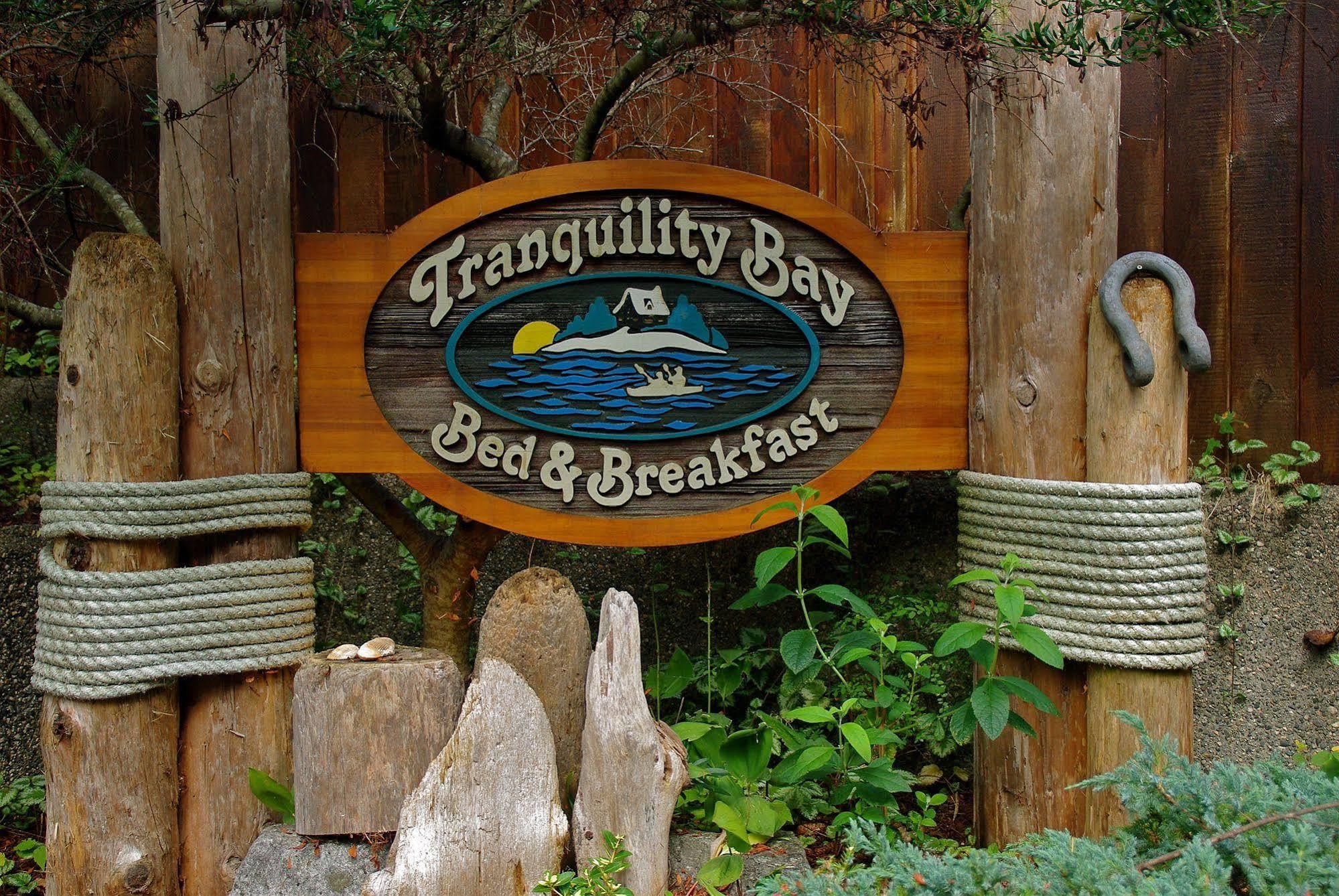 Tranquility Bay Waterfront Inn Sechelt Exteriér fotografie
