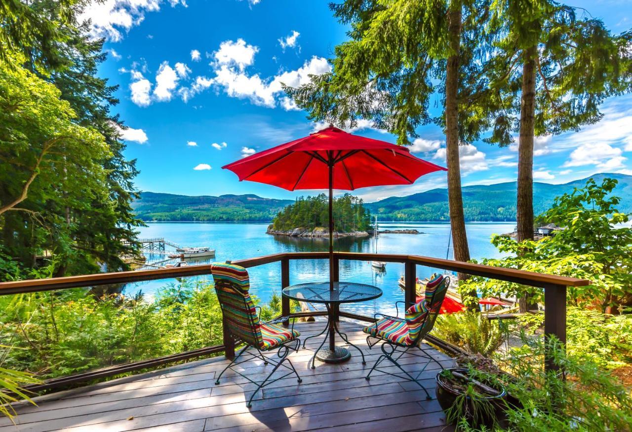 Tranquility Bay Waterfront Inn Sechelt Exteriér fotografie